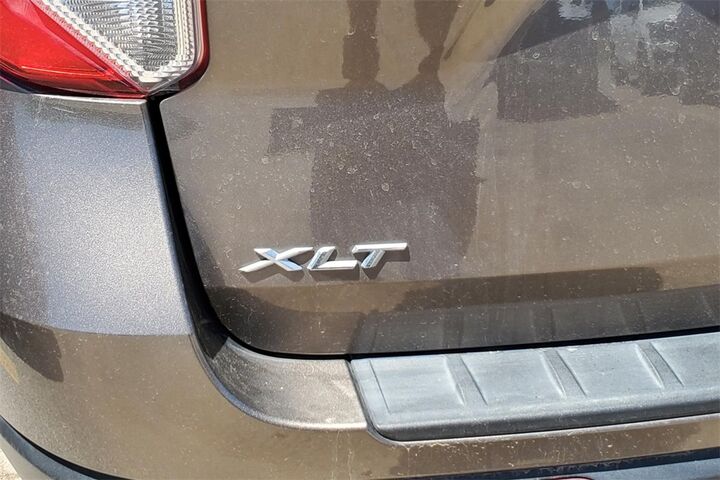2021 Ford Explorer XLT  TX