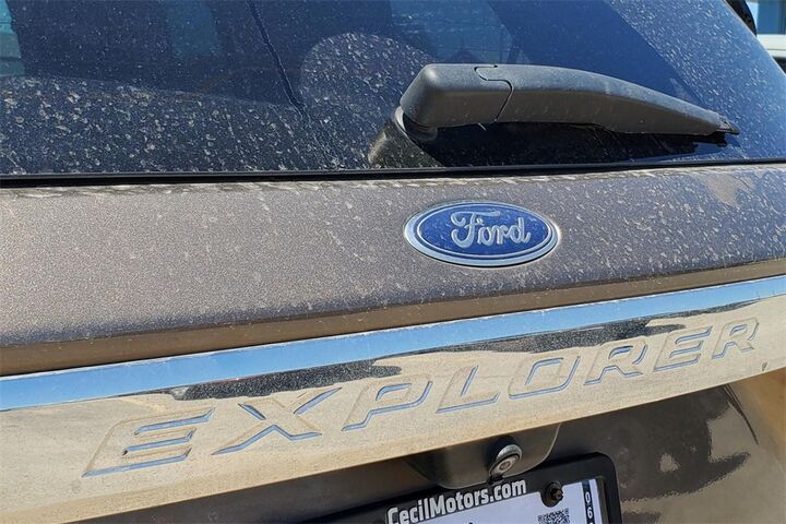2021 Ford Explorer XLT  TX