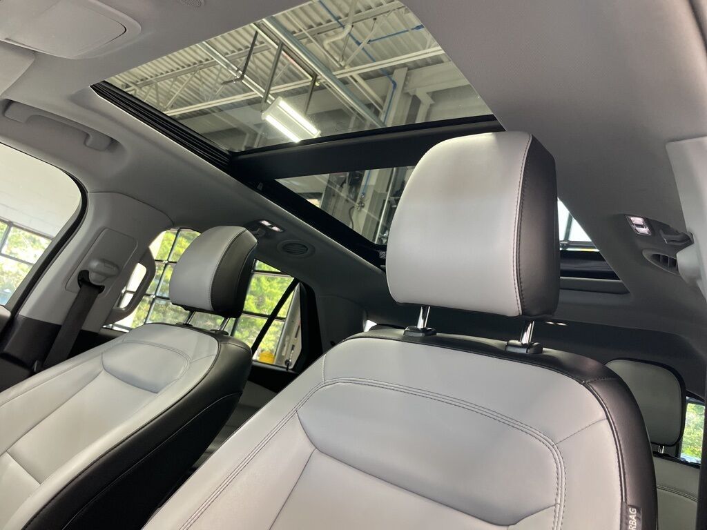 2021 Ford Explorer XLT 4WD 6 Passenger Minocqua WI