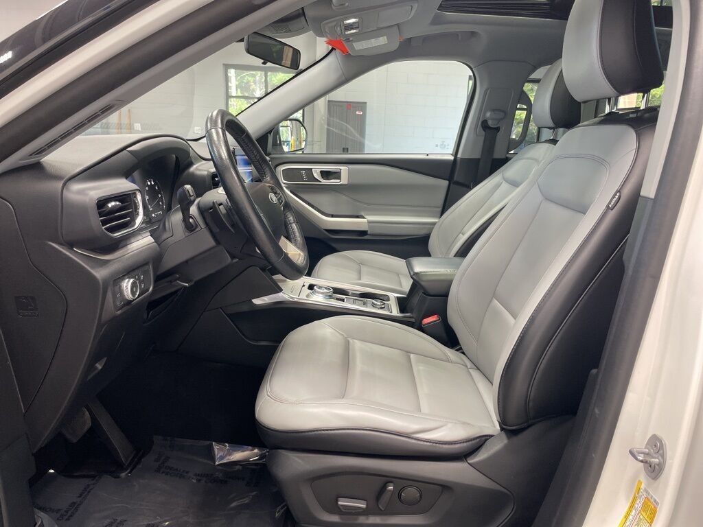 2021 Ford Explorer XLT 4WD 6 Passenger Minocqua WI