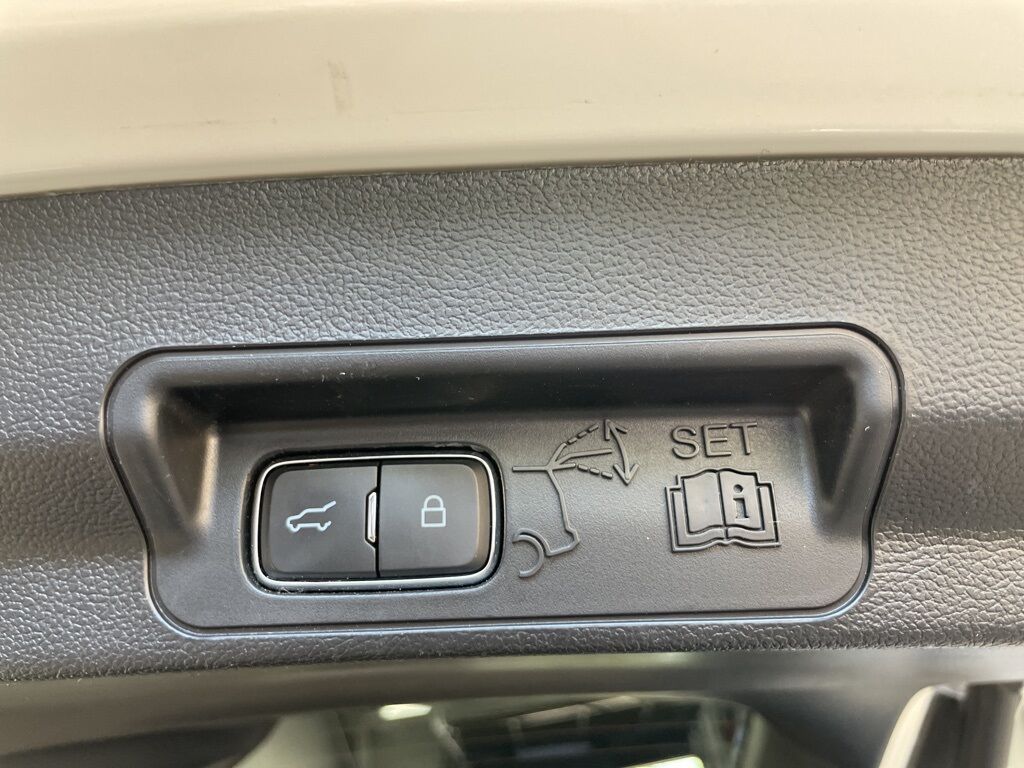 2021 Ford Explorer XLT 4WD 6 Passenger Minocqua WI