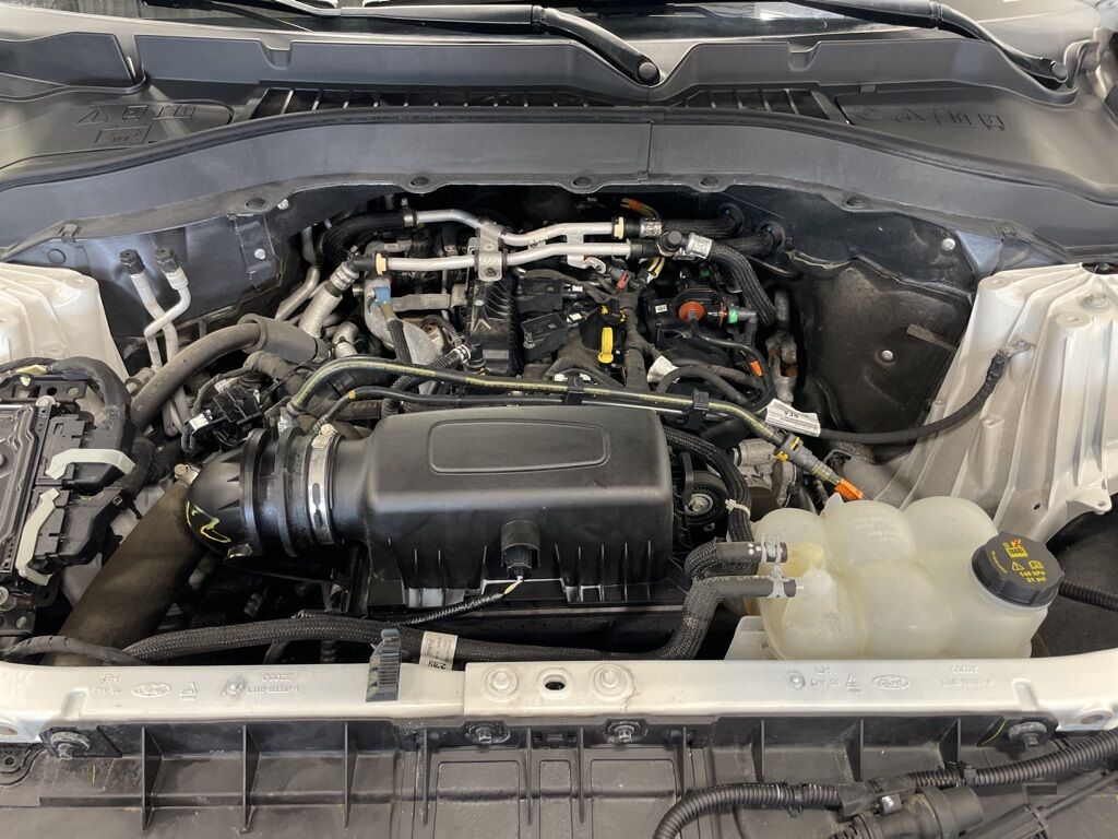 2021 Ford Explorer XLT 4WD 6 Passenger Minocqua WI