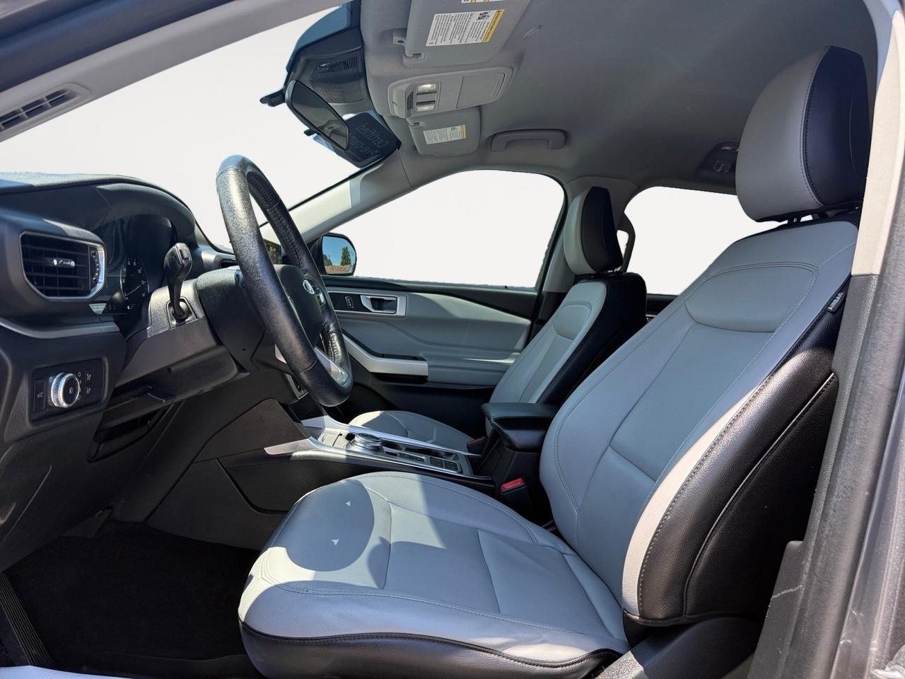 2021 Ford Explorer XLT, HEATED SEATS, HEATED STEERING WHEEL, POWER LIFTGATE, 3RD ROW, HOTSPOT, BACKUP CAMERA, REMOTE START, POWER/HEATED MIRRORS, CLEAN CARFAX, THE PERFECT FAMILY VEHICLE!