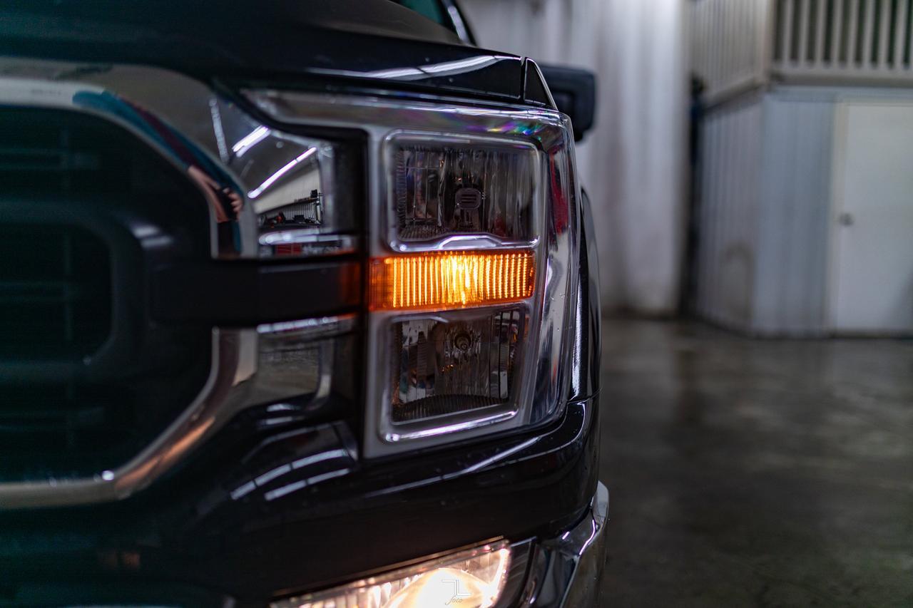 2021 Ford F-150 4x4 Super Cab XLT Longbox Nav BCam Red Deer AB