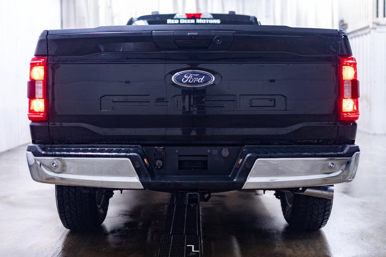 2021 Ford F-150 4x4 Super Cab XLT Longbox Nav BCam Red Deer AB