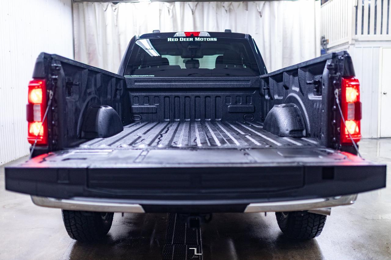 2021 Ford F-150 4x4 Super Cab XLT Longbox Nav BCam Red Deer AB