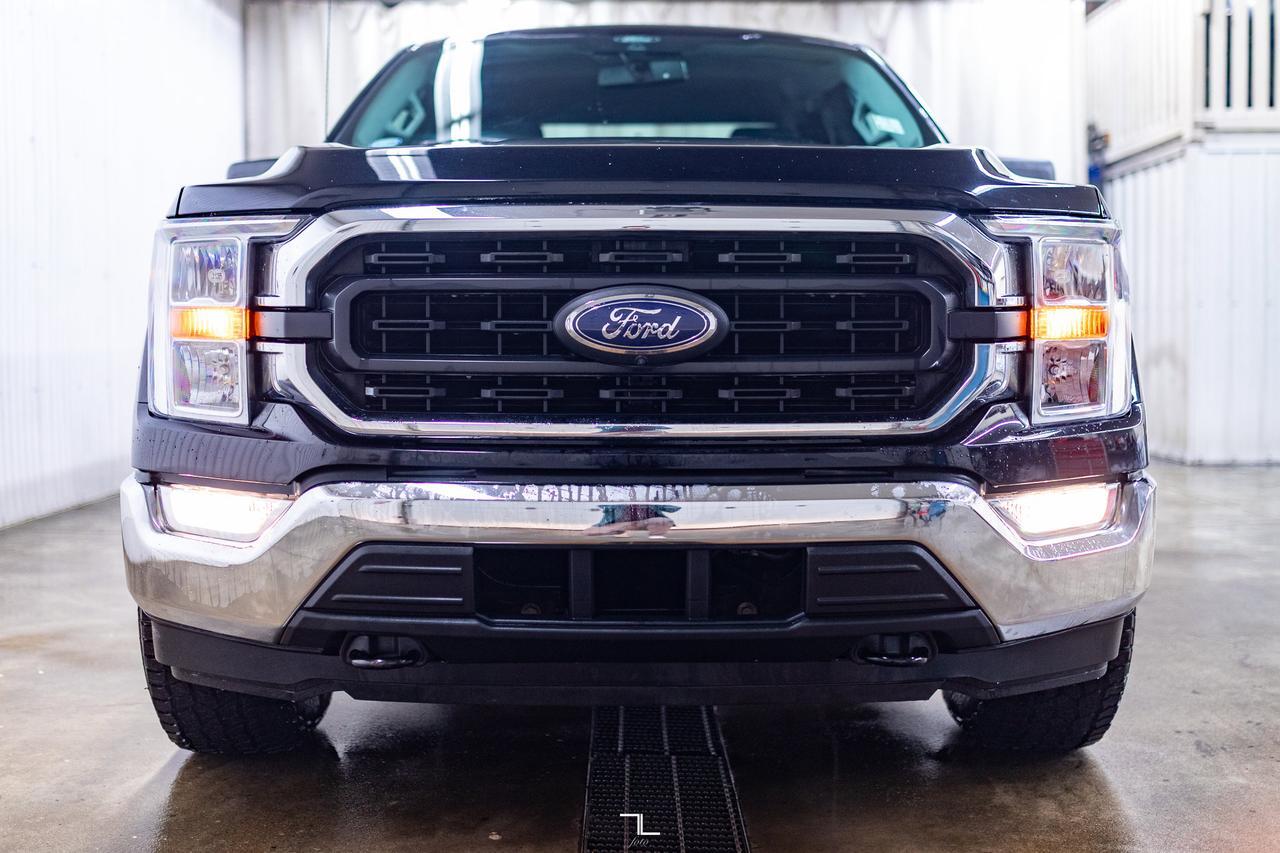 2021 Ford F-150 4x4 Super Cab XLT Longbox Nav BCam Red Deer AB
