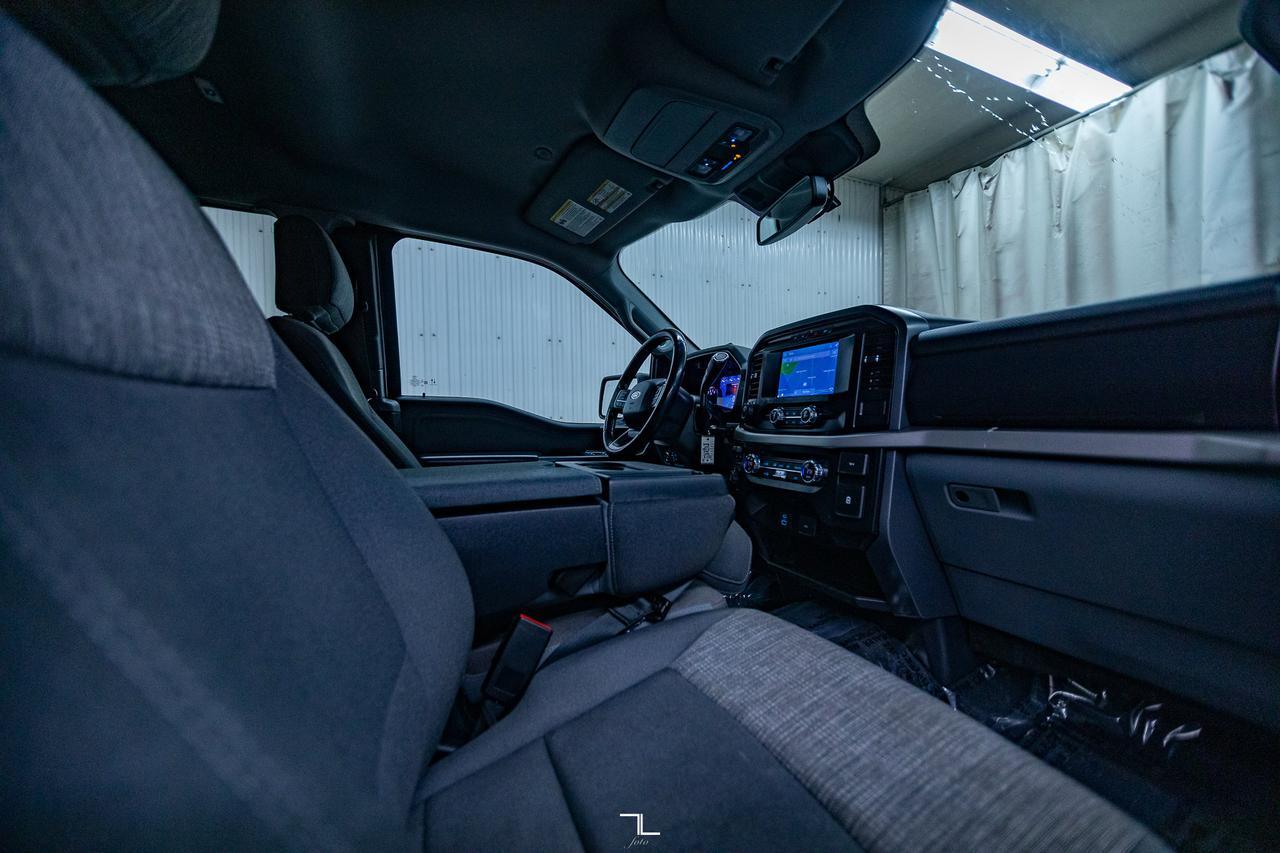 2021 Ford F-150 4x4 Super Cab XLT Longbox Nav BCam Red Deer AB