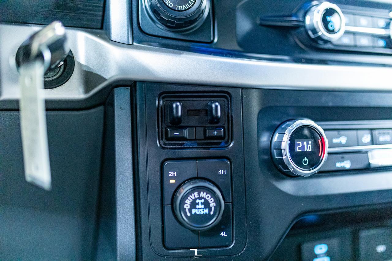 2021 Ford F-150 4x4 Super Cab XLT Longbox Nav BCam Red Deer AB