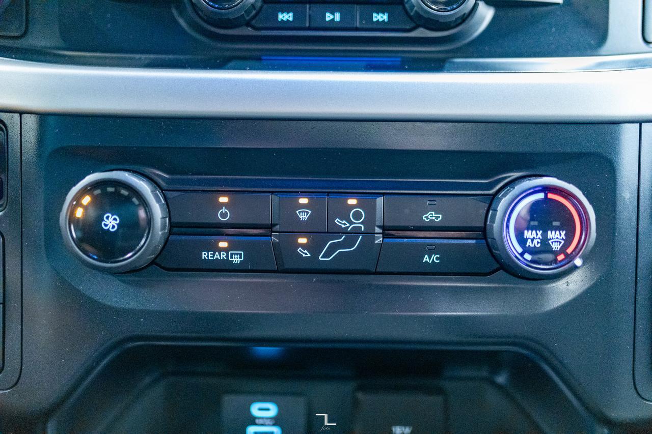 2021 Ford F-150 4x4 Super Cab XLT XTR Nav BCam Red Deer AB