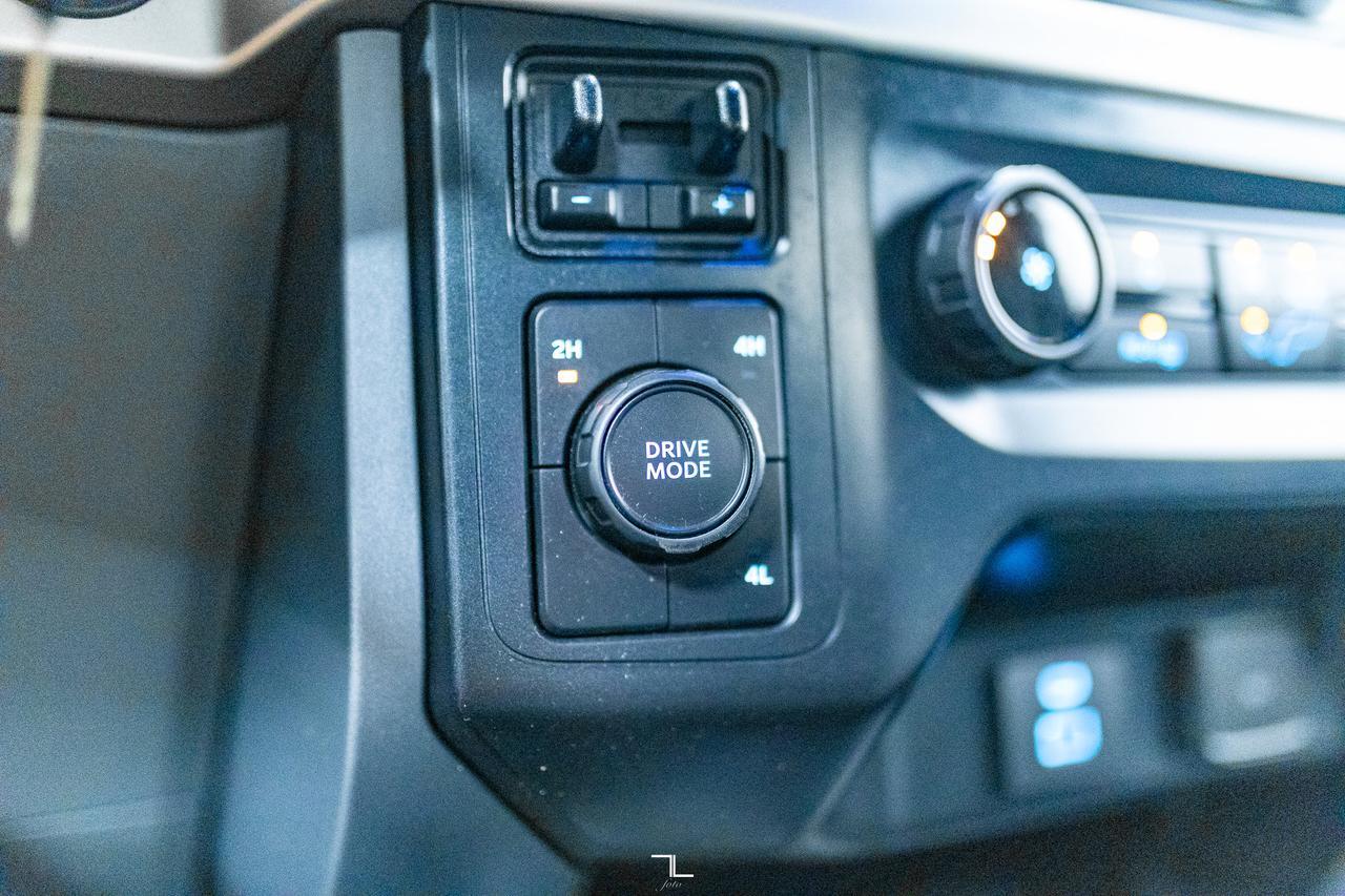 2021 Ford F-150 4x4 Super Cab XLT XTR Nav BCam Red Deer AB