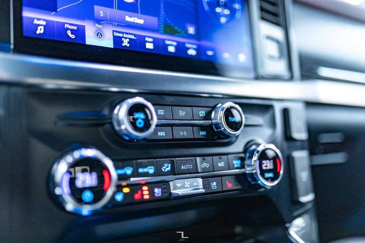 2021 Ford F-150 4x4 Super Crew Lariat FX4 Longbox Leather Nav Red Deer AB