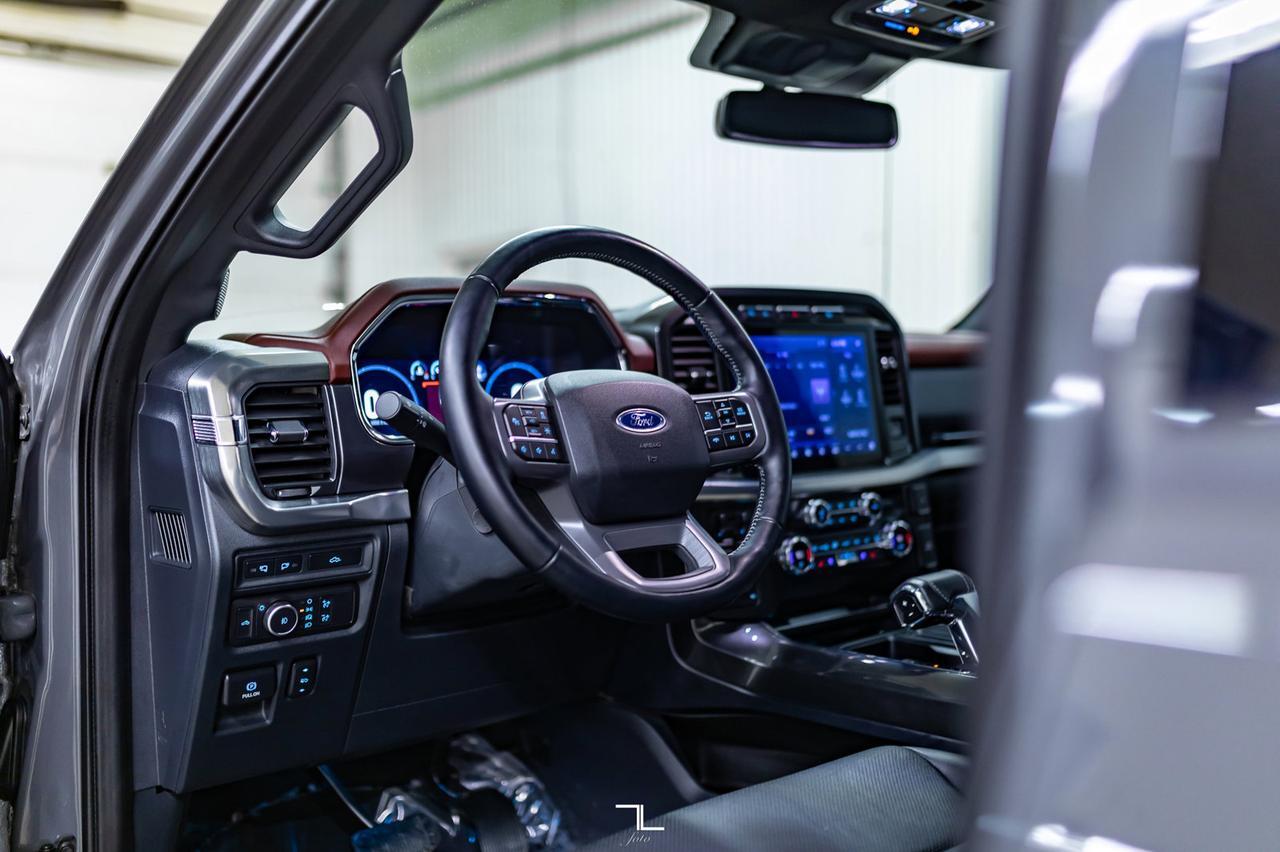 2021 Ford F-150 4x4 Super Crew Lariat Leather Nav BCam Red Deer AB