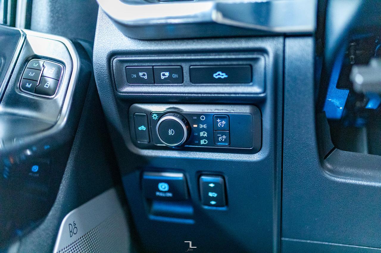 2021 Ford F-150 4x4 Super Crew Lariat Sport Leather Nav BCam Red Deer AB