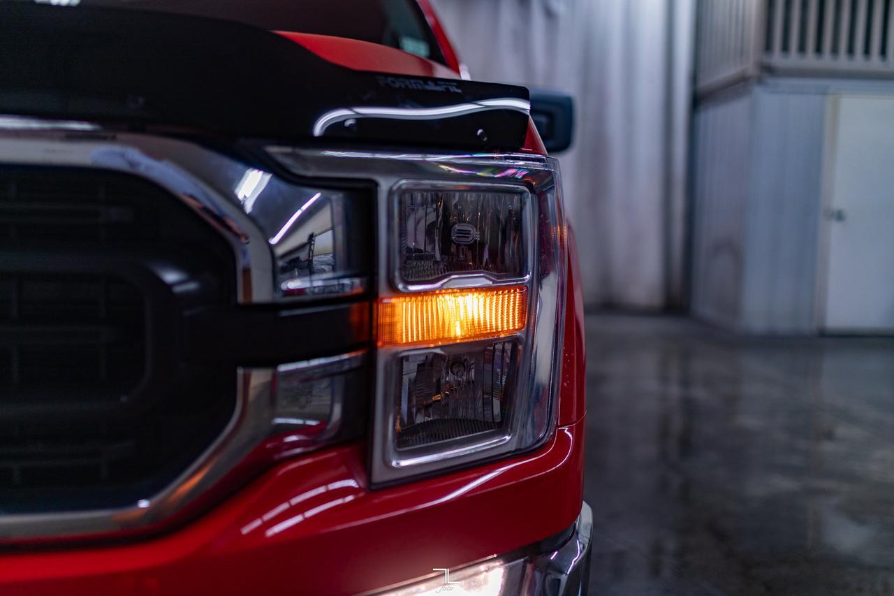 2021 Ford F-150 4x4 Super Crew XLT BCam Topper Red Deer AB