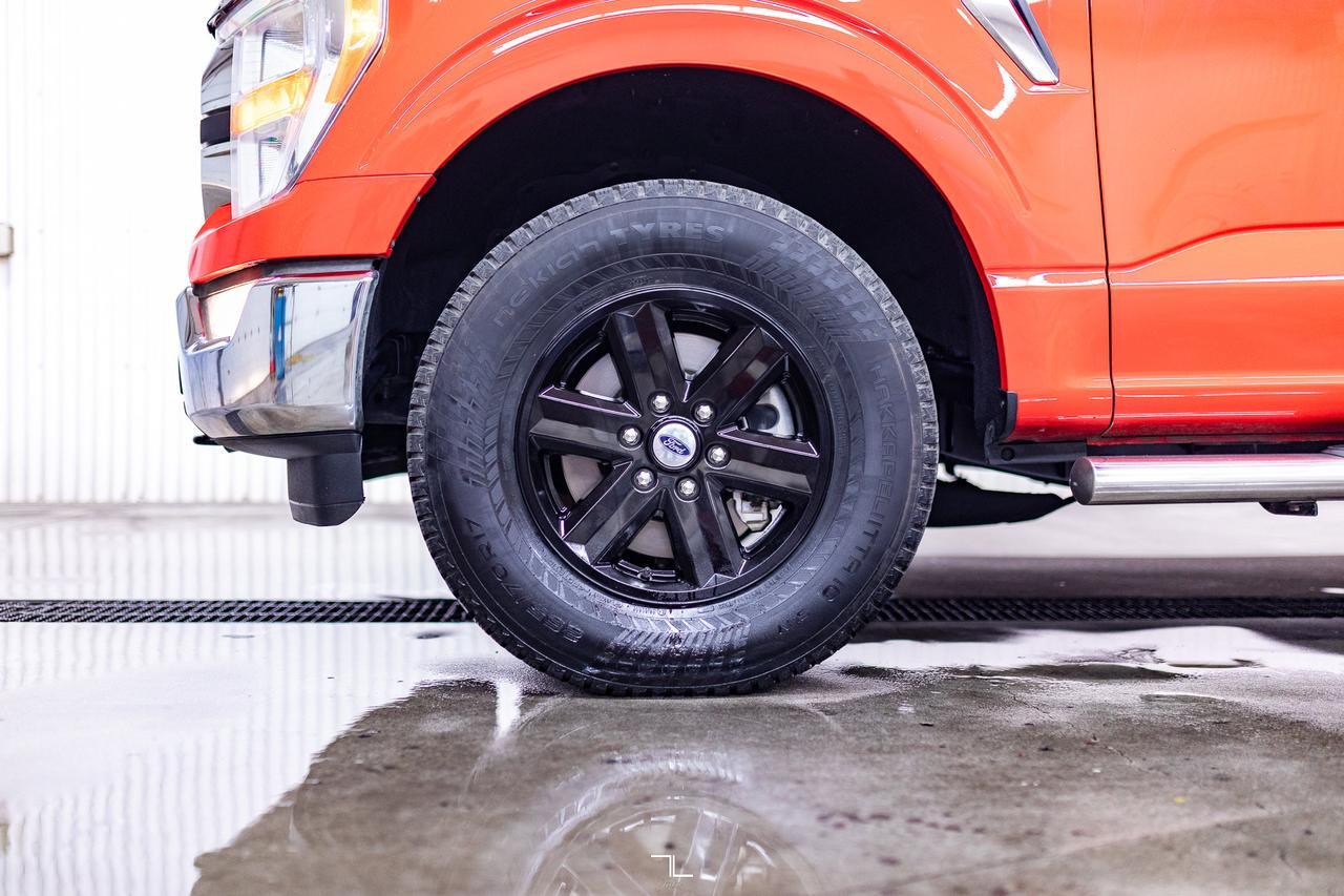 2021 Ford F-150 4x4 Super Crew XLT BCam Topper Red Deer AB