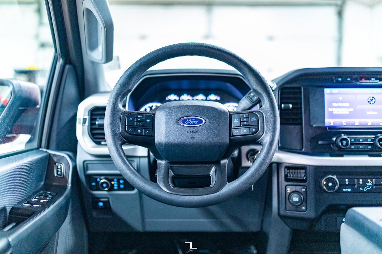 2021 Ford F-150 4x4 Super Crew XLT BCam Topper Red Deer AB