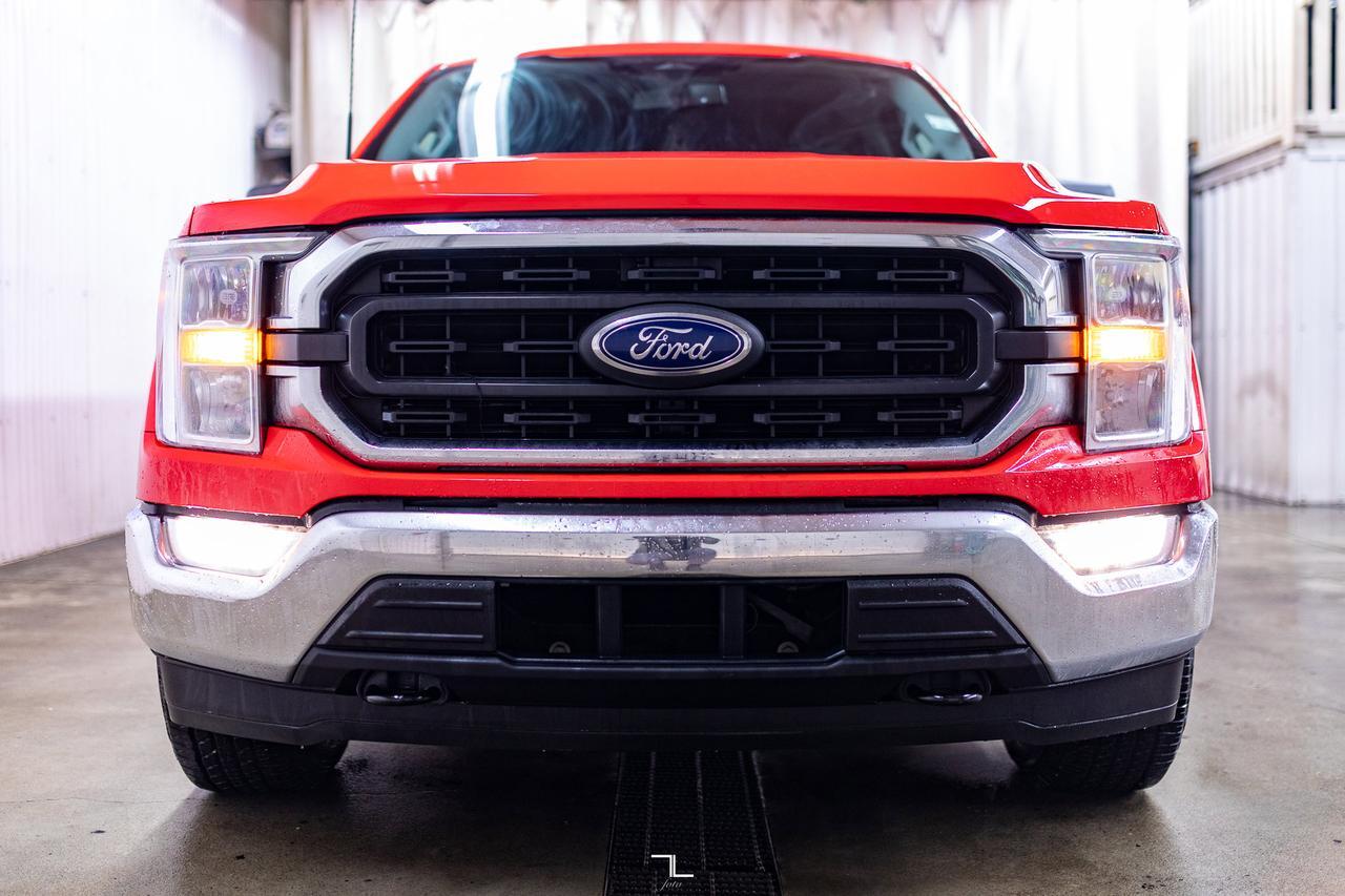2021 Ford F-150 4x4 Super Crew XLT BCam Topper Red Deer AB