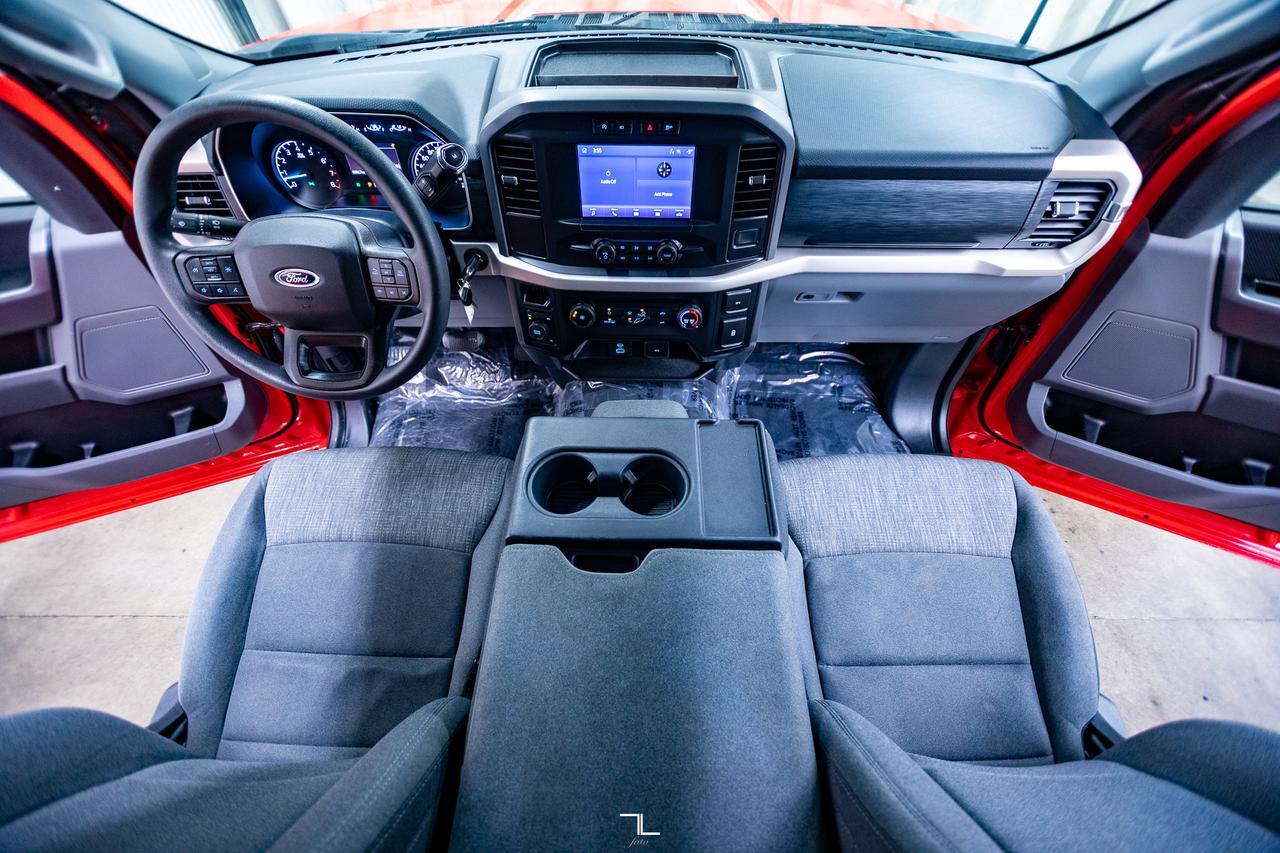 2021 Ford F-150 4x4 Super Crew XLT BCam Topper Red Deer AB