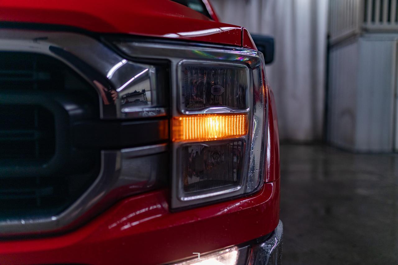 2021 Ford F-150 4x4 Super Crew XLT BCam Topper Red Deer AB