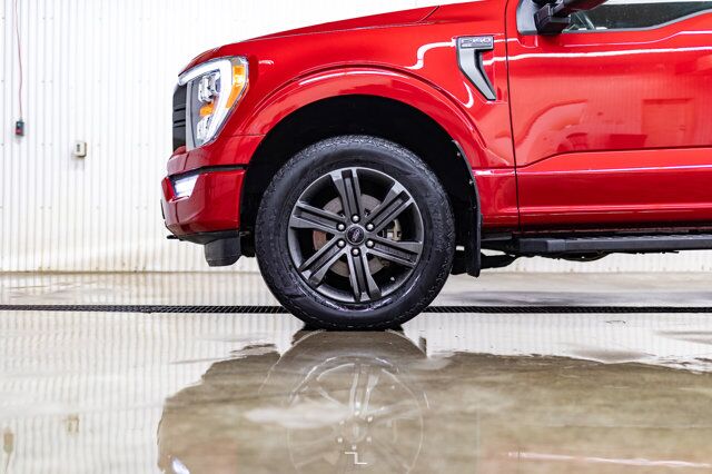 2021 Ford F-150 4x4 Super Crew XLT FX4 Longbox Nav BCam Red Deer AB