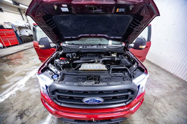 2021 Ford F-150 4x4 Super Crew XLT FX4 Longbox Nav BCam Red Deer AB