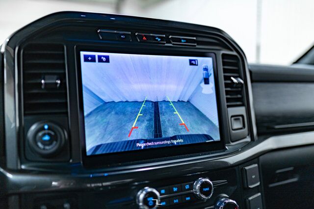 2021 Ford F-150 4x4 Super Crew XLT FX4 Longbox Nav BCam Red Deer AB