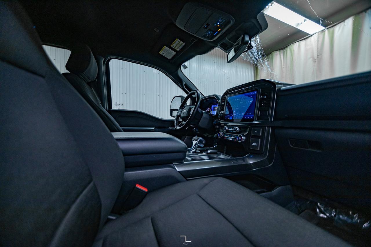 2021 Ford F-150 4x4 Super Crew XLT FX4 Longbox Nav BCam Red Deer AB