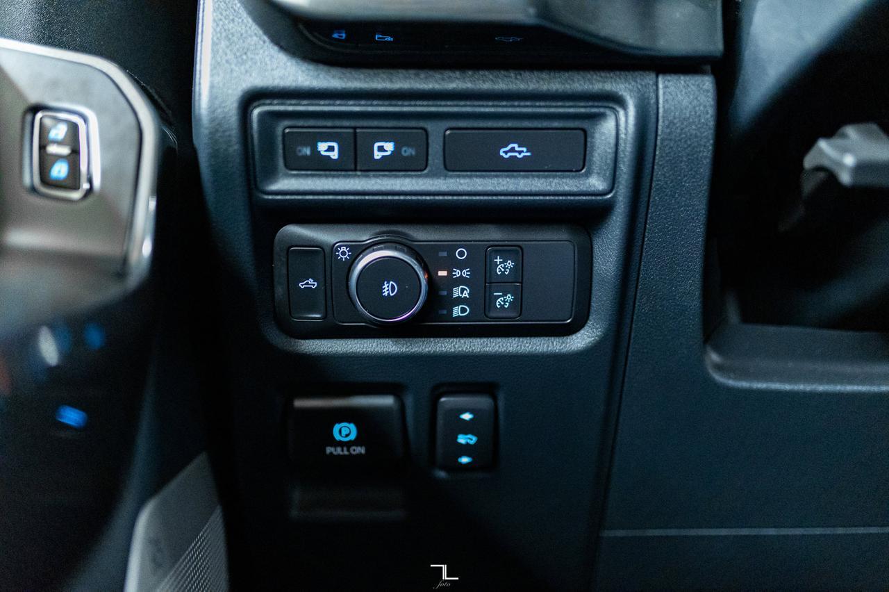 2021 Ford F-150 4x4 Super Crew XLT FX4 Sport 302A Pkg Longbox Nav BCam Red Deer AB