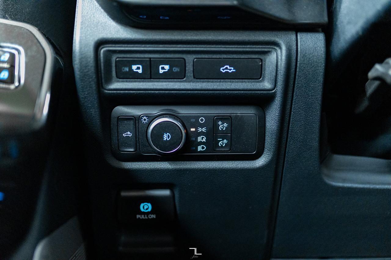 2021 Ford F-150 4x4 Super Crew XLT Sport Nav BCam Red Deer AB