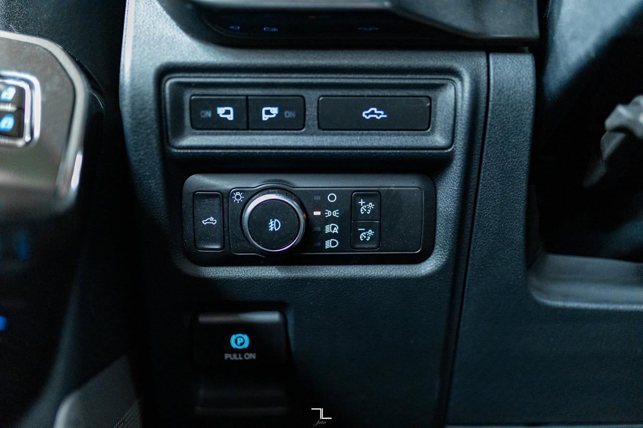 2021 Ford F-150 4x4 Super Crew XLT Sport Nav BCam Red Deer AB