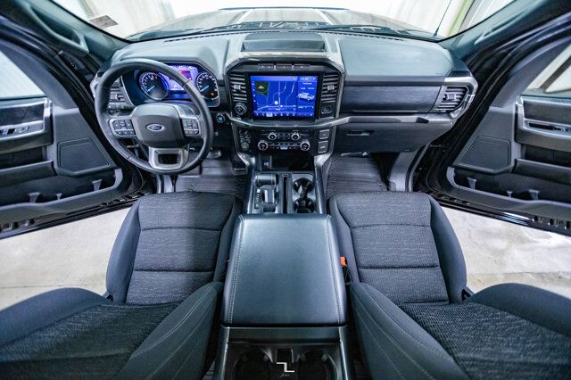 2021 Ford F-150 4x4 Super Crew XLT Sport Nav Roof BCam Level Kit Red Deer AB