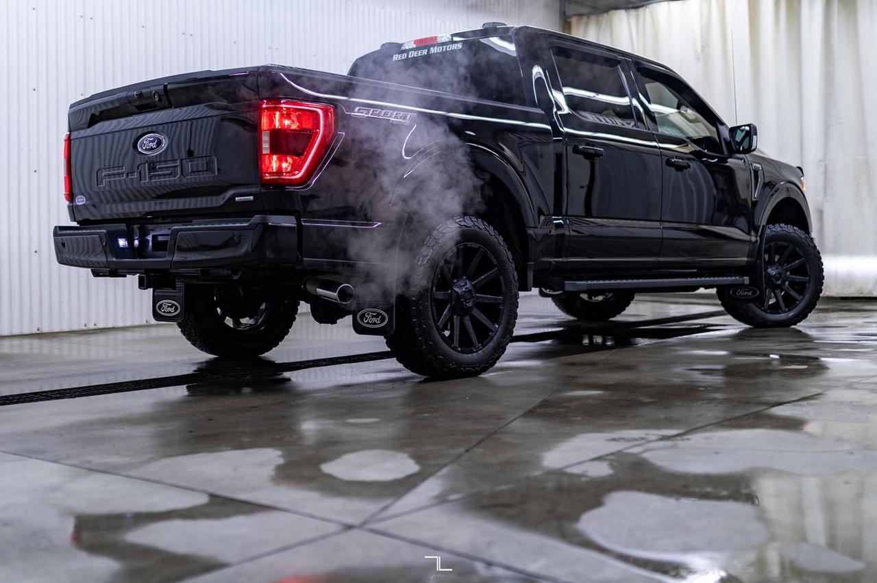 2021 Ford F-150 4x4 Super Crew XLT Sport Nav Roof BCam Level Kit Red Deer AB