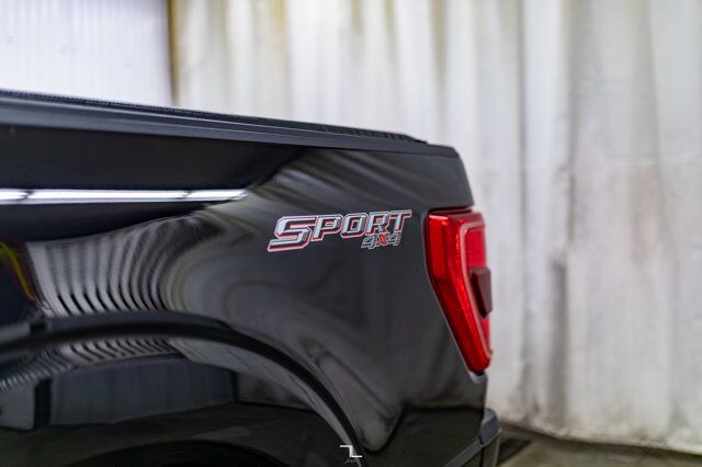 2021 Ford F-150 4x4 Super Crew XLT Sport Nav Roof BCam Level Kit Red Deer AB