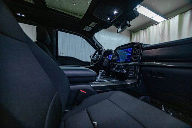 2021 Ford F-150 4x4 Super Crew XLT Sport Nav Roof BCam Level Kit Red Deer AB