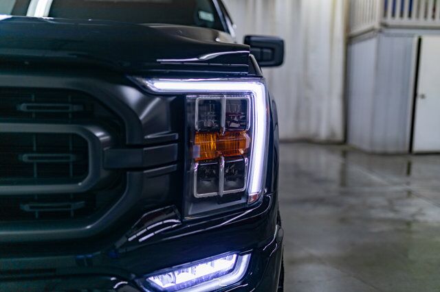 2021 Ford F-150 4x4 Super Crew XLT Sport Nav Roof BCam Level Kit Red Deer AB