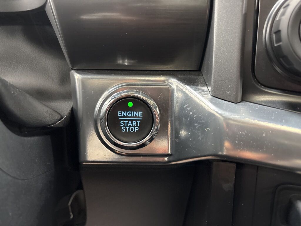 2021 Ford F-150 4x4 SuperCrew Lariat Minocqua WI