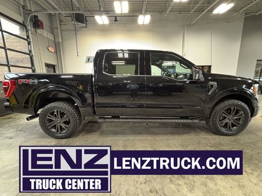 2021_Ford_F-150_4x4 SuperCrew XLT_ Fond du Lac WI