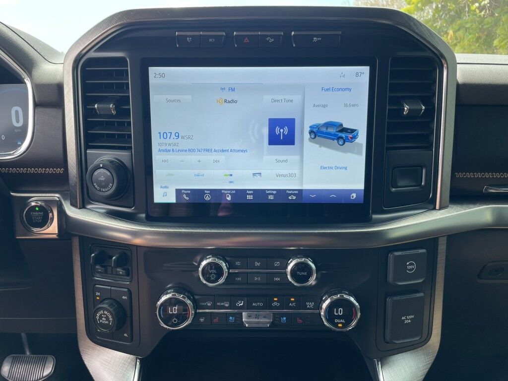 2021 Ford F-150 KING RANCH~CLEAN CARFAX~3.5L POWERBOOST HYBRIDFX4 PKG~TWIN PANEL MOONROOF~MAX TOWING PKG~ONLINE FINANCE AND SHIPPING AVAILABLE!!!! Sarasota FL