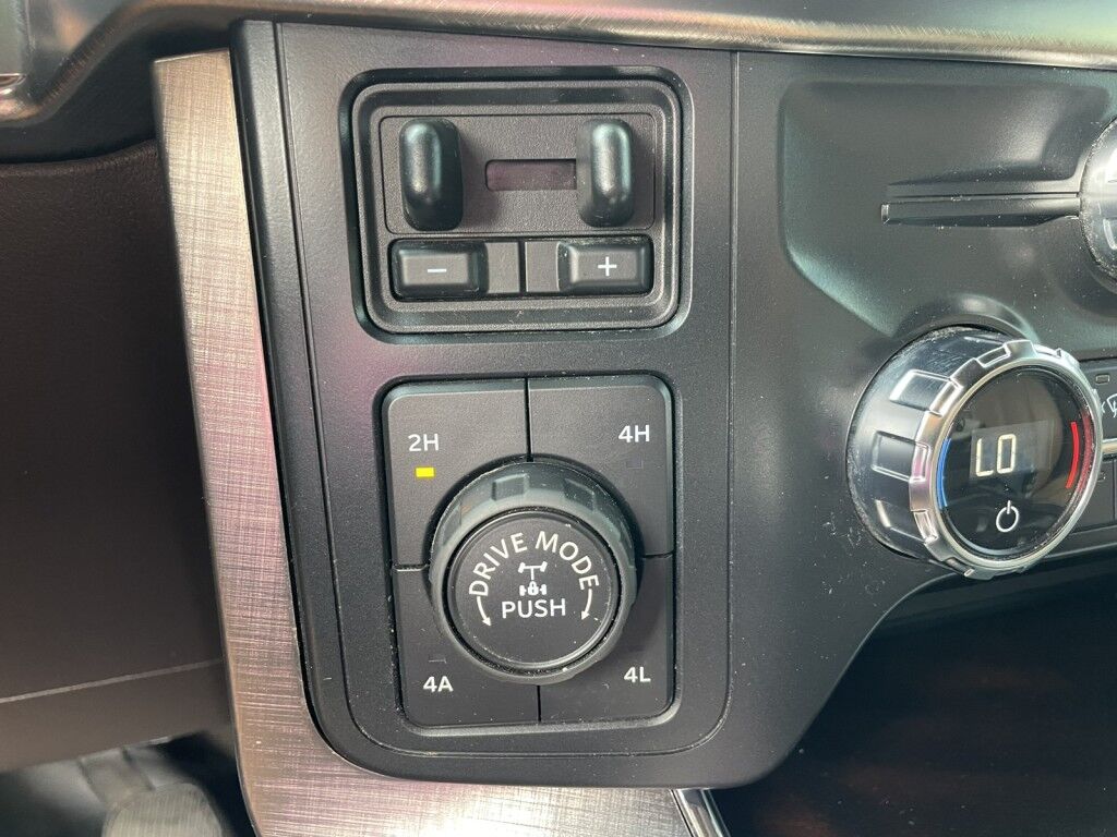 2021 Ford F-150 KING RANCH~CLEAN CARFAX~3.5L POWERBOOST HYBRIDFX4 PKG~TWIN PANEL MOONROOF~MAX TOWING PKG~ONLINE FINANCE AND SHIPPING AVAILABLE!!!! Sarasota FL