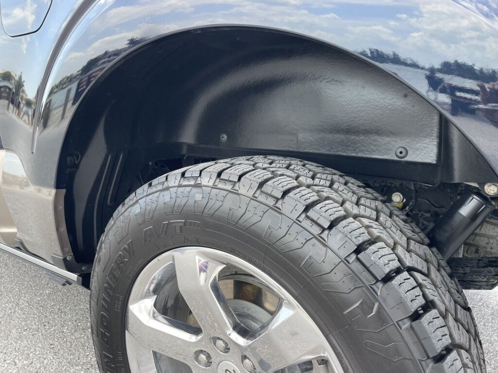 2021 Ford F-150 KING RANCH~CLEAN CARFAX~3.5L POWERBOOST HYBRIDFX4 PKG~TWIN PANEL MOONROOF~MAX TOWING PKG~ONLINE FINANCE AND SHIPPING AVAILABLE!!!! Sarasota FL