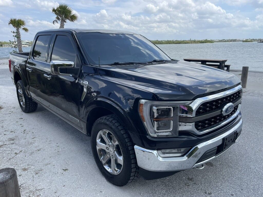 2021 Ford F-150 KING RANCH~CLEAN CARFAX~3.5L POWERBOOST HYBRIDFX4 PKG~TWIN PANEL MOONROOF~MAX TOWING PKG~ONLINE FINANCE AND SHIPPING AVAILABLE!!!! Sarasota FL
