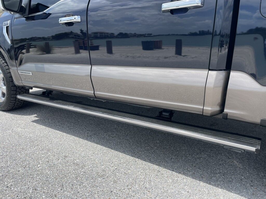 2021 Ford F-150 KING RANCH~CLEAN CARFAX~3.5L POWERBOOST HYBRIDFX4 PKG~TWIN PANEL MOONROOF~MAX TOWING PKG~ONLINE FINANCE AND SHIPPING AVAILABLE!!!! Sarasota FL