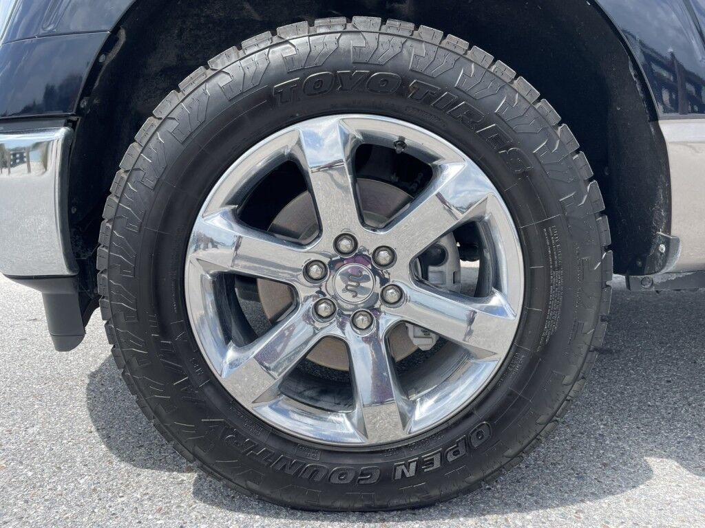 2021 Ford F-150 KING RANCH~CLEAN CARFAX~3.5L POWERBOOST HYBRIDFX4 PKG~TWIN PANEL MOONROOF~MAX TOWING PKG~ONLINE FINANCE AND SHIPPING AVAILABLE!!!! Sarasota FL