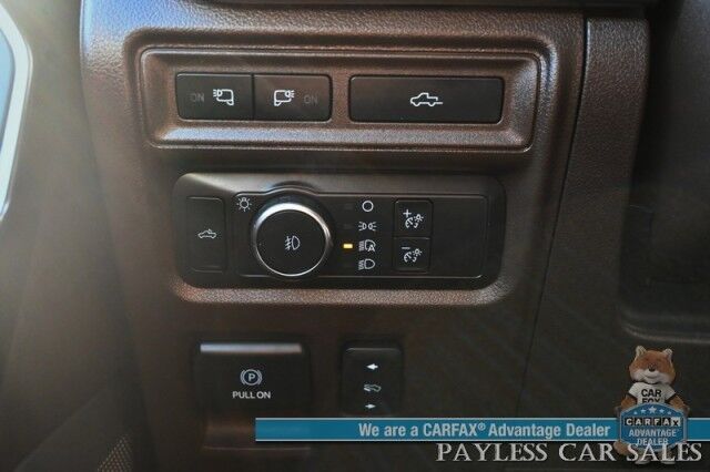 2021 Ford F-150 King Ranch / 4X4 / AutoStart / FX4 Off-Road Pkg / Heated & Cooled Leather Seats / Heated Steering Wheel / Panoramic Sunroof / NAV / 360 CAM / B&O Speakers / Lane Departure & Blind Spot / Tow Pkg / 1-Owner Anchorage AK