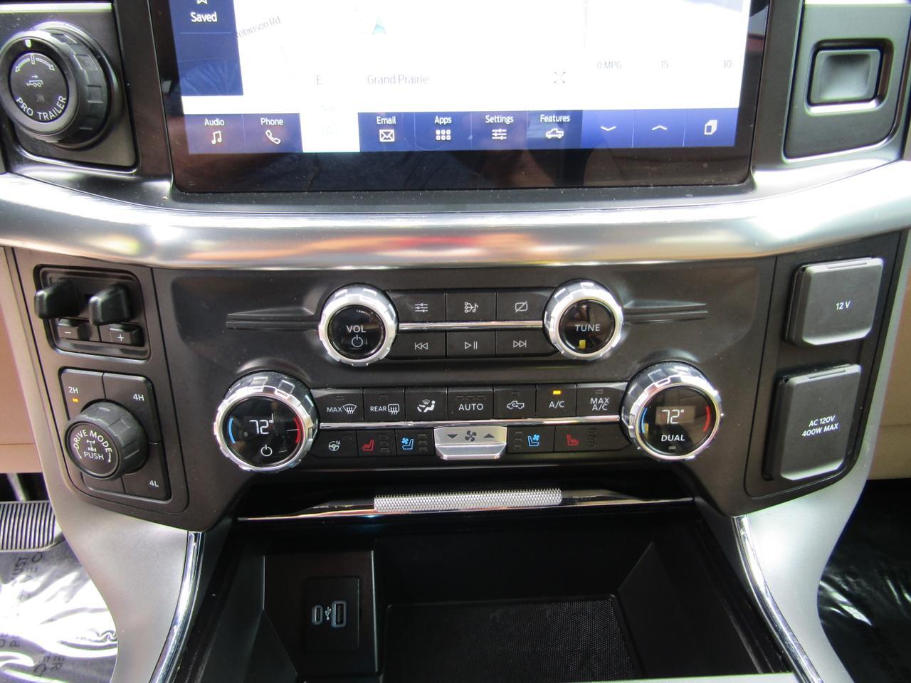 2021 Ford F-150 LARIAT 4WD SuperCrew 5.5 Box Grand Prairie TX