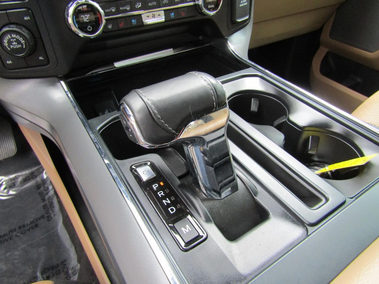 2021 Ford F-150 LARIAT 4WD SuperCrew 5.5 Box Grand Prairie TX