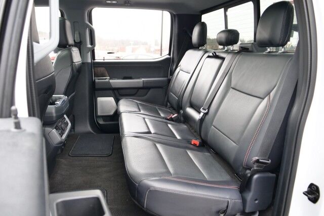 2021 Ford F-150 LARIAT 4X4 / 5.0L V8 / Trailer Tow Package! High Point NC