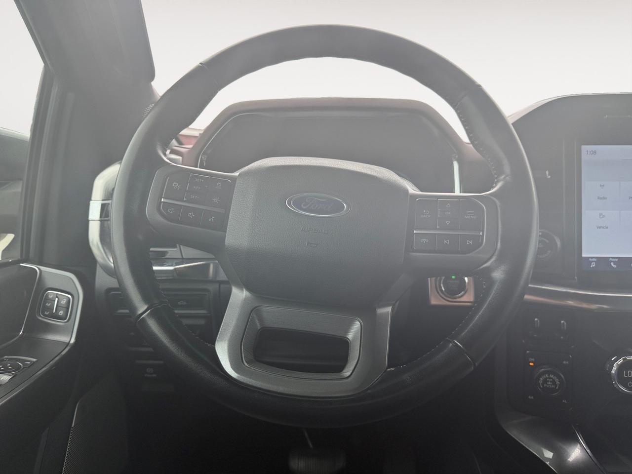 2021 Ford F-150 LARIAT, HEATED/VENTILATED SEATS, B&O SPEAKERS, BED LINER, TONNEAU COVER, RUNNING BOARDS, POWER SLIDING REAR WINDOW, BACKUP CAMERA, POWER FOLDING MIRRORS, REMOTE START, CLEAN CARFAX! Norfolk VA
