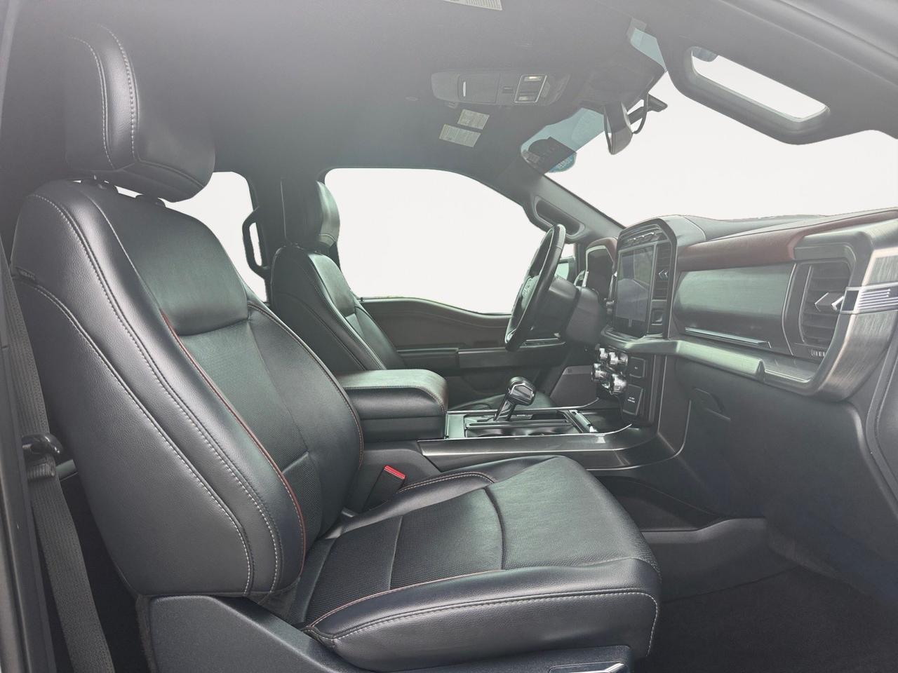 2021 Ford F-150 LARIAT, HEATED/VENTILATED SEATS, B&O SPEAKERS, BED LINER, TONNEAU COVER, RUNNING BOARDS, POWER SLIDING REAR WINDOW, BACKUP CAMERA, POWER FOLDING MIRRORS, REMOTE START, CLEAN CARFAX! Norfolk VA